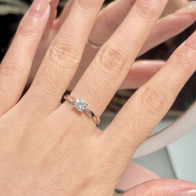 925 Sterling Silver Lifetime Only You INS Niche Light Luxury Sparkling Galaxy One Carat Four-Prong Diamond Ring Proposal_voghion.com