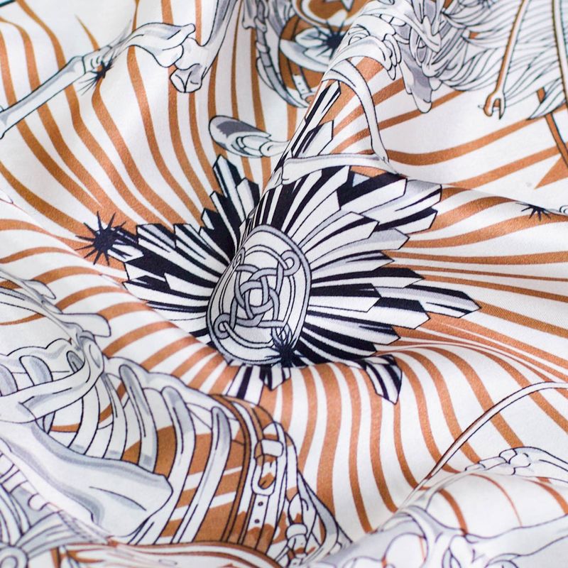 Interstellar Chorus Spring Summer Elegant Daily Commute Mulberry Silk Crepe Satin Scarf Sun Protection Shawl_voghion.com