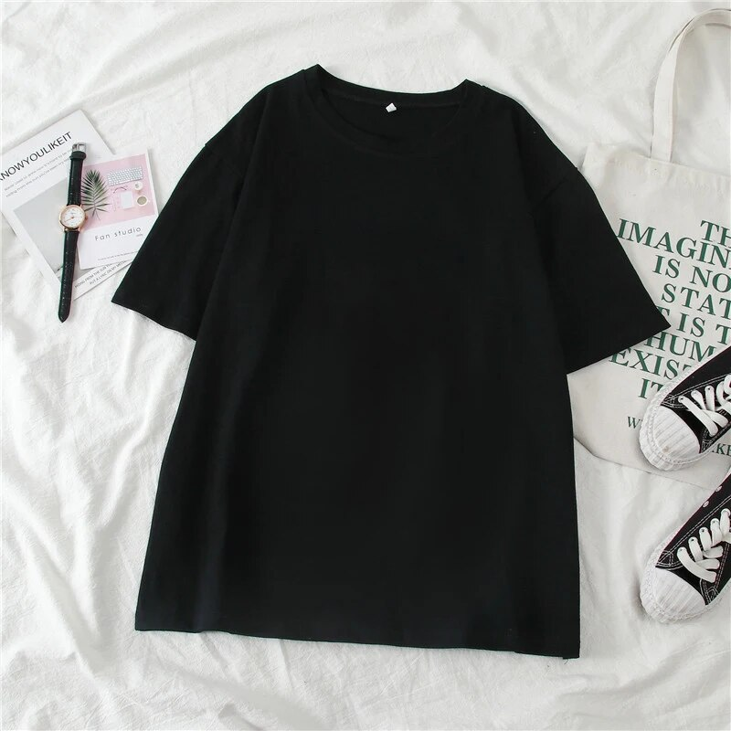 Damenmode T-Shirts mit Blumen- und Deftones-Totenkopf-Grafik, schwarze kurzärmlige Baumwolloberteile, O-Ausschnitt, lose Haruku-T-Shirts_voghion.com