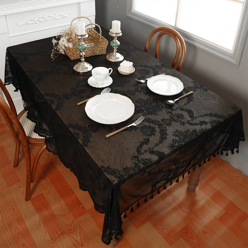 Tischdecke mit Rankenspitze und Fransen – Boho-Esstischläufer in 5 Größen, schmutzabweisend und hitzebeständig (140 x 220 cm, Weiß/Schwarz, Polyester-Baumwolle)_voghion.com