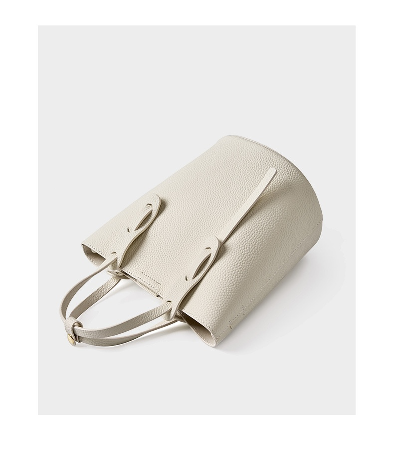 Nuova borsa a secchiello portatile alla moda in morbida pelle bovina con borsa a tracolla singola a spalla di alta qualità Borsa minimalista in pelle bovina con strato superiore per le donne_voghion.com