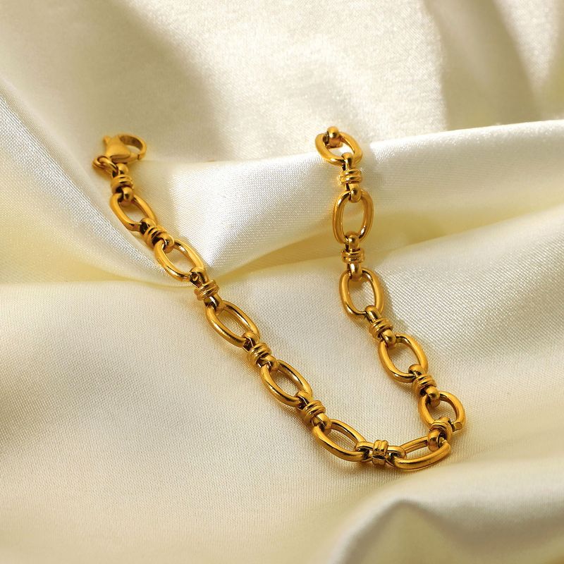 Narrow Chain Cross Buckle On The Internet, Same Style Gold-plated Stainless Steel Fashionable Women's Popular Bracelet_voghion.com