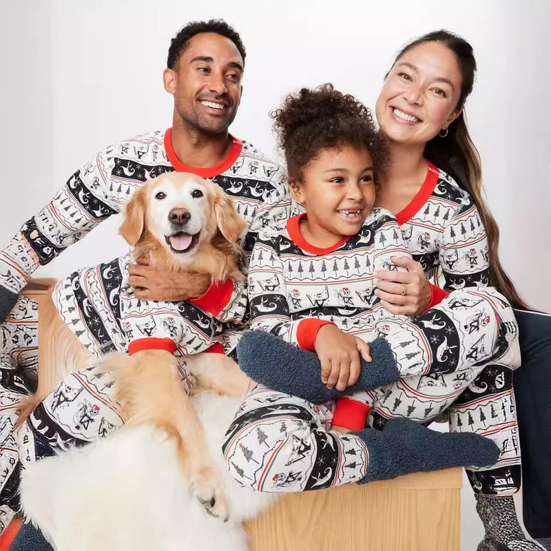 Whimsical Christmas Family Matching Pajama Set – Ultra-Soft Polyester Sleepwear With Playful Prints For Parents & Kids_voghion.com