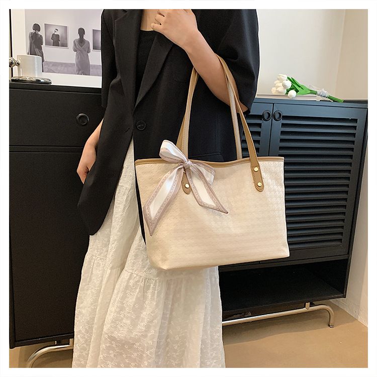 2024 Neue große Tasche für Damen, klein und vielseitig, modische Umhängetasche, Tragetasche für Pendler und Freizeit_voghion.com