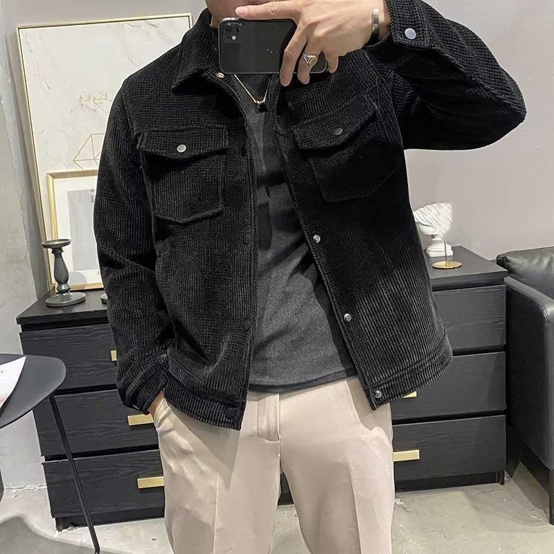 Kurze Herrenjacke aus Wollmischung – Slim Fit Winter-Peacoat mit mehreren Taschen_voghion.com