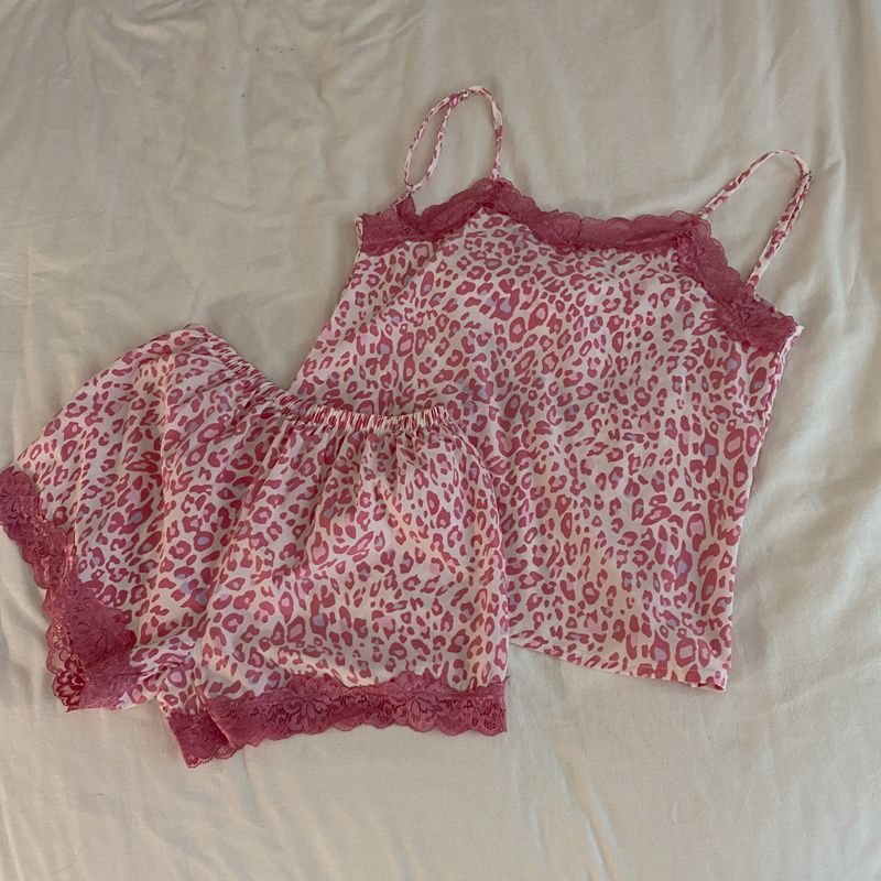 Charming French Elegance: Sexy Plus-Size Suspender Pajama Set, Ideal For 150kg Fashion-Forward Ladies_voghion.com