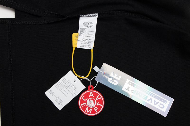 2023 Herbst/Winter Neue C.E Cyberpunk Bedruckte Rundhalspullover Langarm Herren und Damen im gleichen Stil_voghion.com