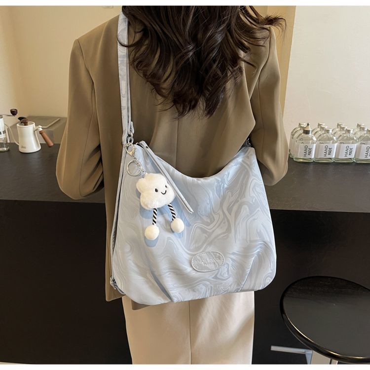 Borsa tote minimalista e capiente per donna, modello coreano, estate 2024, versatile, con tracolla di alta qualità e tracolla ascellare._voghion.com
