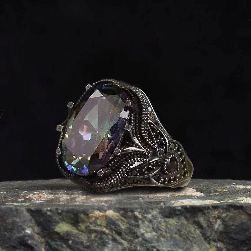 Totem Pattern Zircon Ring For Men Punk Dark Gothic Cool Style Fashion Jewelry_voghion.com