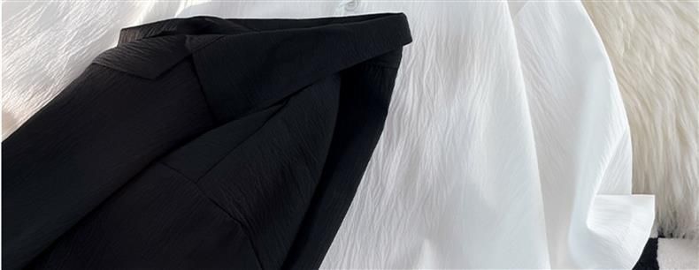 Camicia da uomo in seta ghiacciata plissettata, a maniche corte, con colletto ampio, design alla moda, top fresco_voghion.com