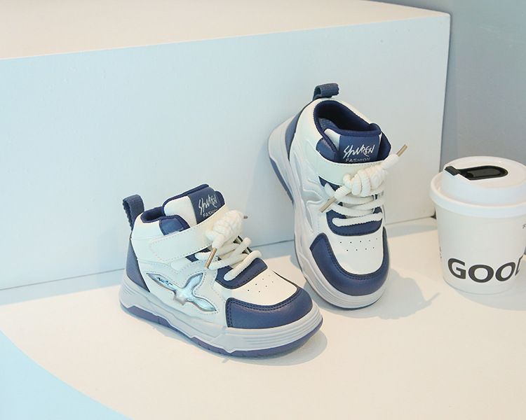 XUANMU Nieuwe kindersneakers lente/herfst jongens antislip hoge hulp casual board schoenen meisjes lichtgewicht comfortabele zachte zool flats XF0004_voghion.com