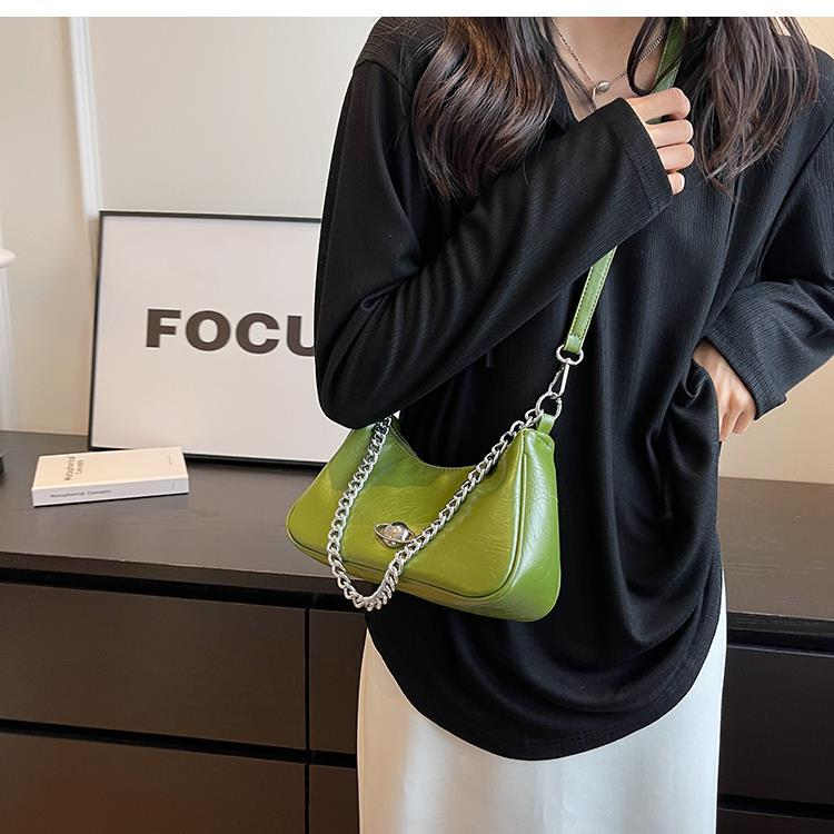 Super beliebte Nischendesign-Tasche 2023 neue Damentasche beliebte vielseitige Umhängetasche Einzelschulter-Unterarmtasche_voghion.com