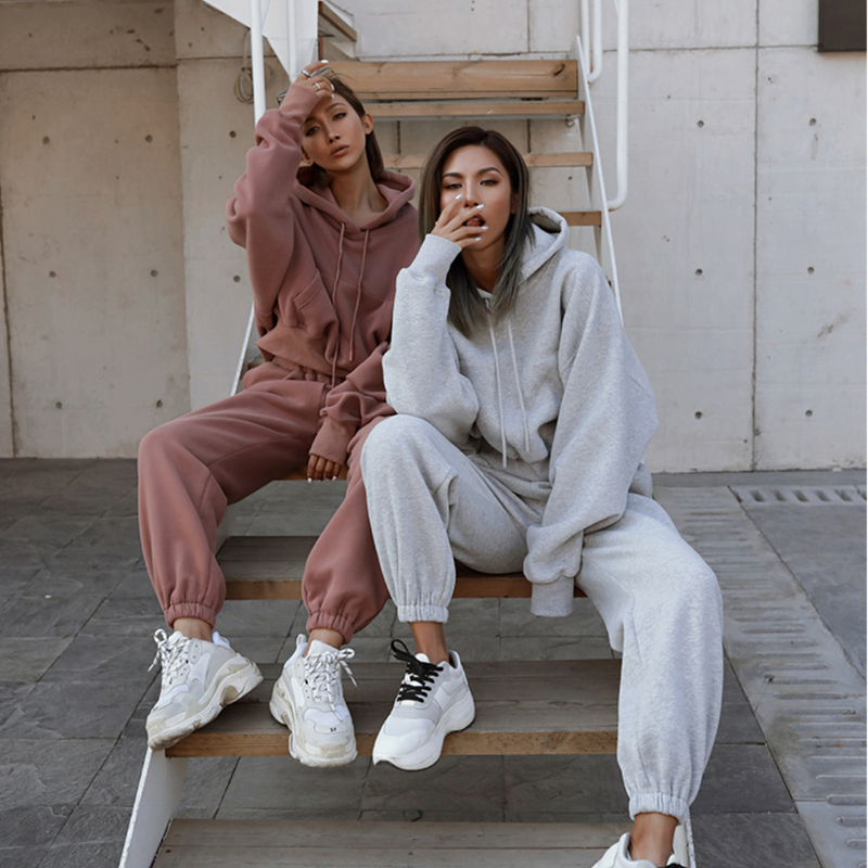 Set caldo con cappuccio e pantaloni da donna Set tuta da ginnastica oversize_voghion.com