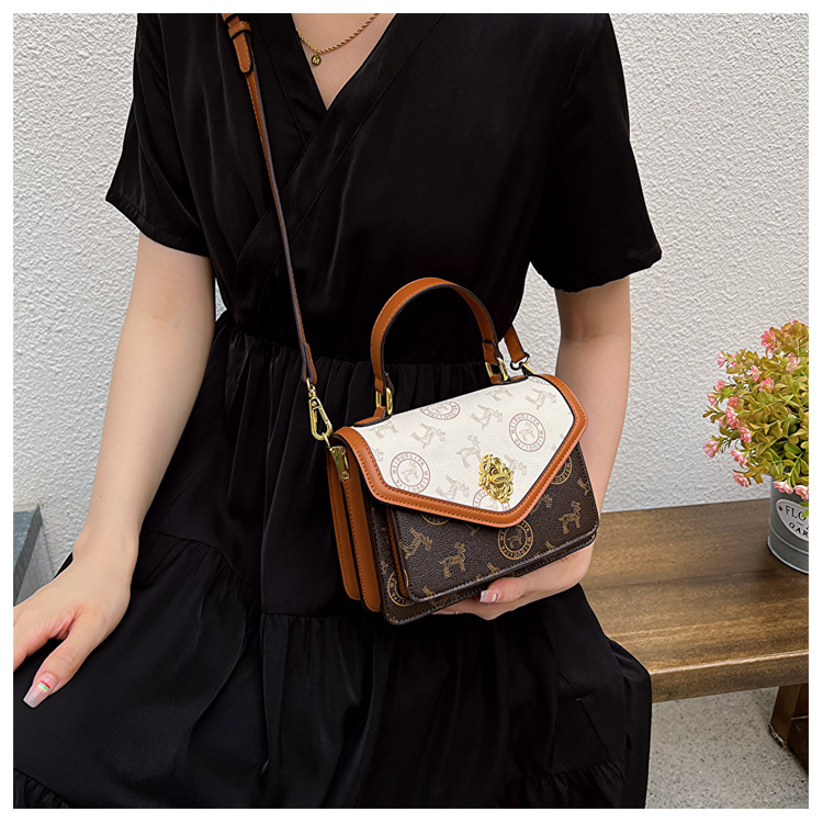 2023 New Trendy High-end stampato Retro Borsa di nicchia Luce di lusso Moda all-match borsa a tracolla monospalla da donna_voghion.com