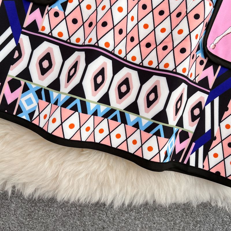 Ženska oblačila, srajca s potiskom s kratkimi rokavi, krilo z visokim pasom in žepom_voghion.com