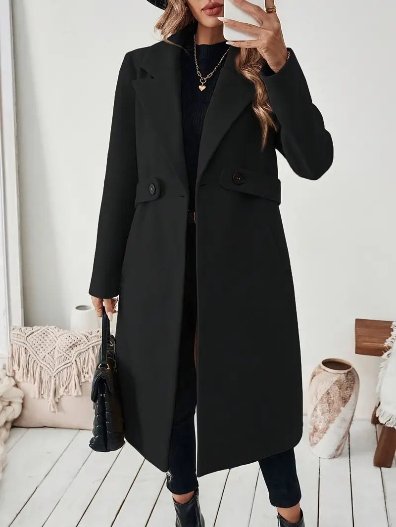 Elegante cappotto da donna in tweed nero e beige di media lunghezza, versatile dall'ufficio alla sera, con scollo a V e tasche._voghion.com
