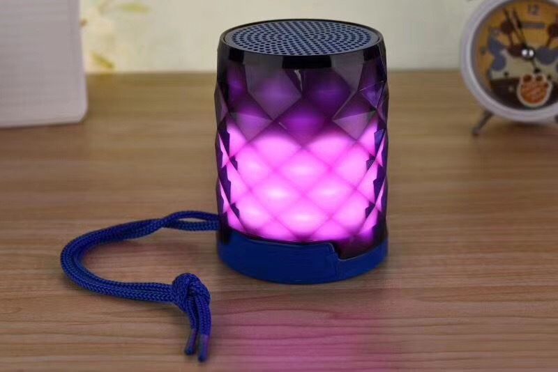 TG155 Portable Outdoor Bluetooth Speaker LED Card Insertion Gift Colorful Light_voghion.com