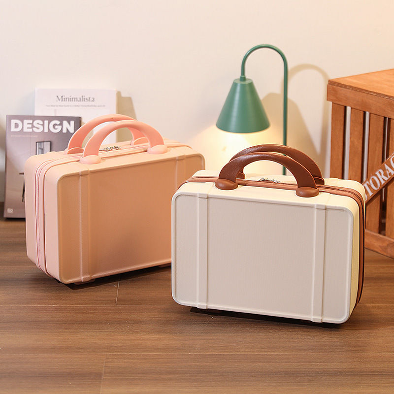 Bonbonfarbener Kontrast mit märchenhaftem Handgeschenk in Volltonfarbe, durchsichtige Reisebox, Mini-Koffer mit Reißverschluss_voghion.com