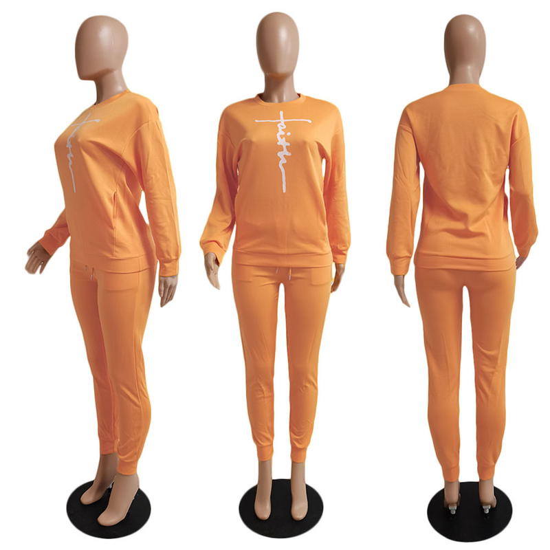 Tailleur pantalone slim da donna tinta unita_voghion.com