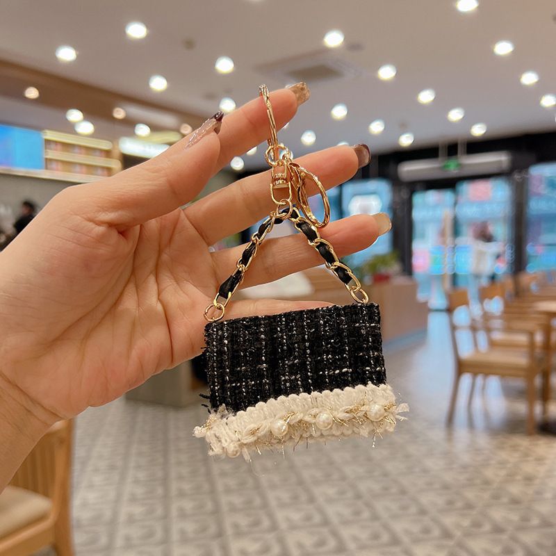 Kreative kleine Duft Kamelie Modell neue Mode Perle Schlüsselanhänger Tasche Dekoration Anhänger für Frauen_voghion.com