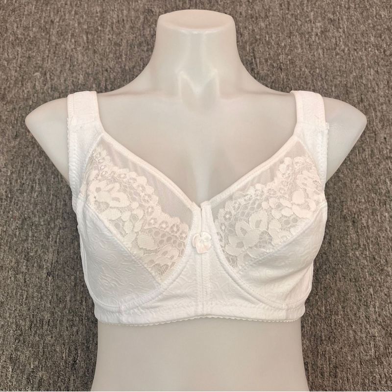 Plus Size Lace Underwire Bra With Wide Straps - Push Up & Full Coverage - Comfortable & Breathable - Available In Black, White, Nude (Sizes 80D-110F)_voghion.com