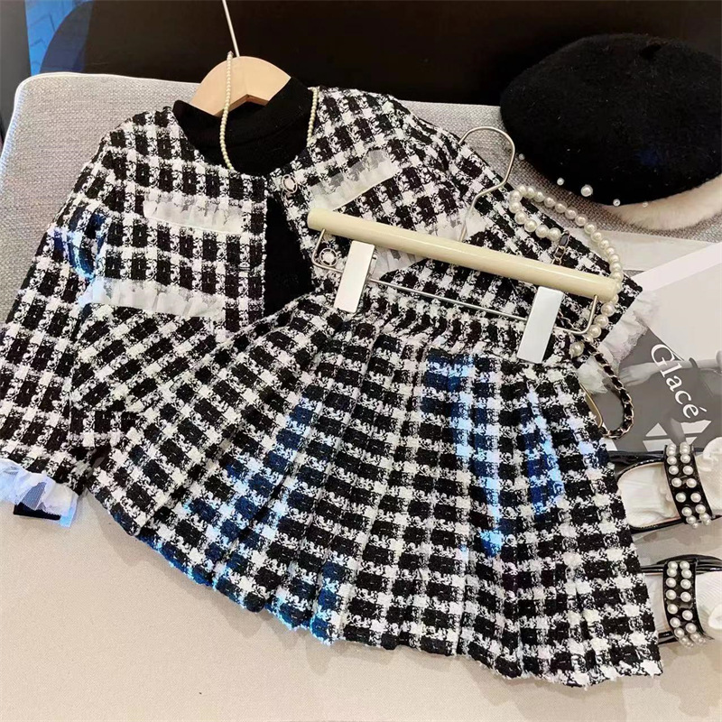 Cappotto a quadretti moda coreana autunno 2023 nuovo piccolo profumo da ragazza + set di due pezzi alla moda con gonna corta_voghion.com