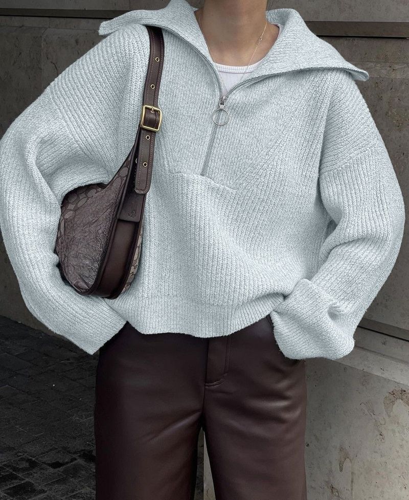 K Nouveau haut rétro à manches longues avec un design ample et un pull à col en V pour femme_voghion.com