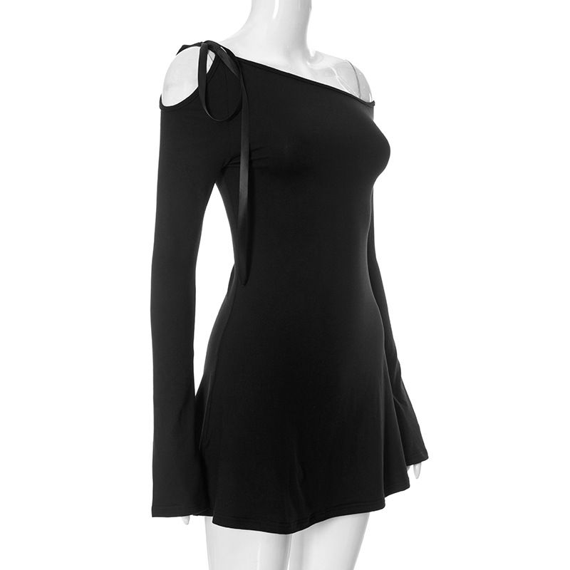 Abito da donna autunno monospalla con colletto obliquo, maniche lunghe, volant e fianchi_voghion.com
