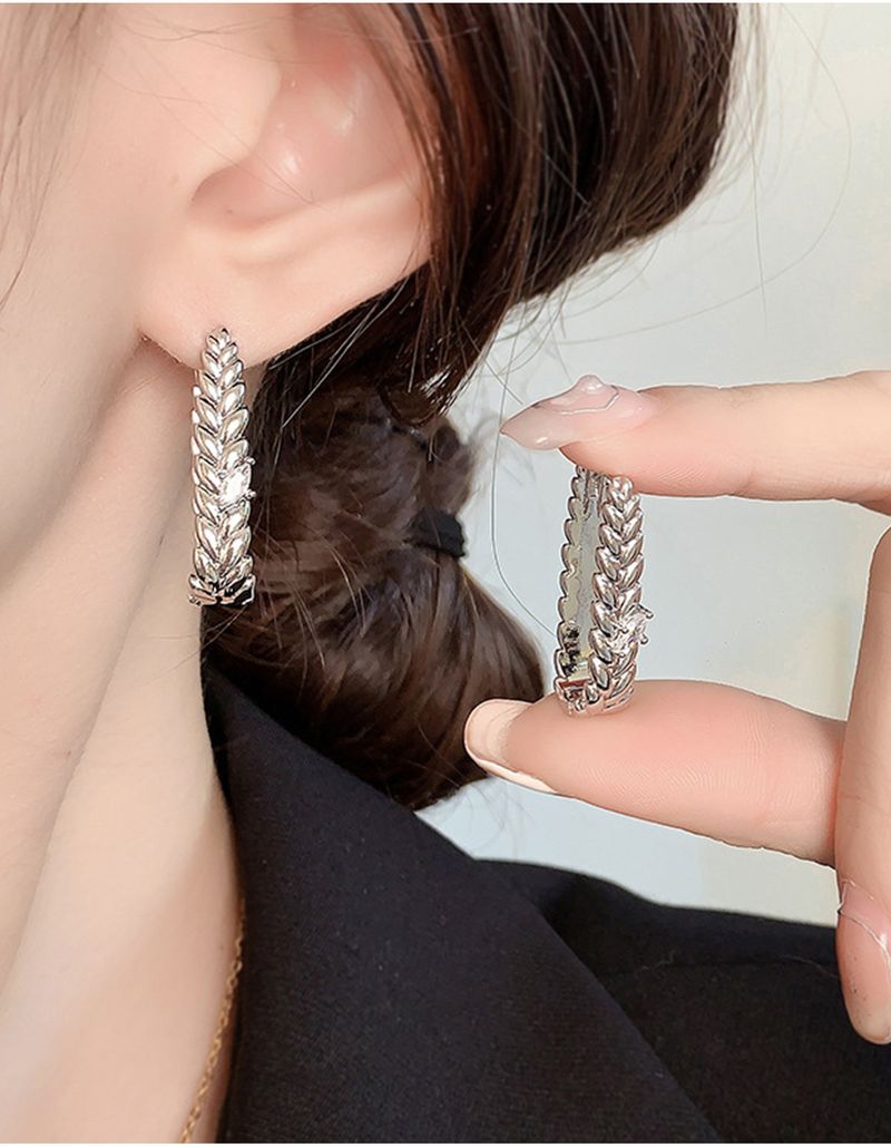 Women's Jewelry Retro Wheat Ear Leaf Earrings Light Luxury Niche Design High End Diamond Studded Fashionable All Match Earrings_voghion.com