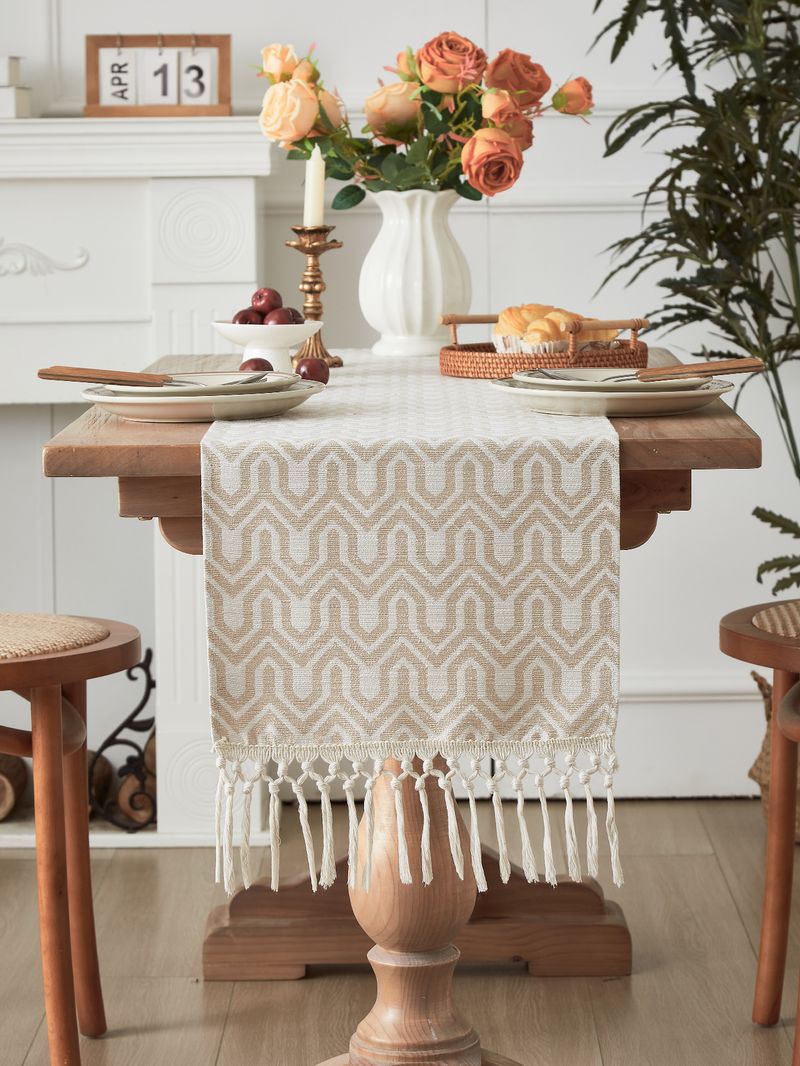 Couchtisch Kontrastmuster Garngefärbter Tischläufer Beige Wellenquaste Gewebte Tischdecke_voghion.com