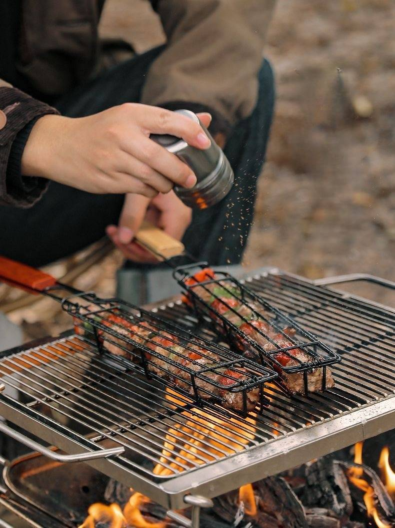 2-Pack Outdoor Wooden Handle BBQ Grill Basket - Perfect for Camping, Meat & Vegetable Grilling, Picnic BBQ Tool, Charcoal Sausage Skewers_voghion.com