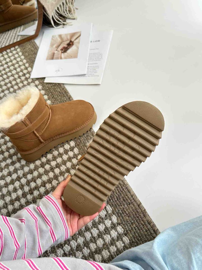 Kostenloser Versand frauen Plattform Anti-Slip Schnee Stiefel 2025 Herbst Winter Neue Design Pelz-Gefüttert Dicke Warme baumwolle Stiefel Braun_voghion.com