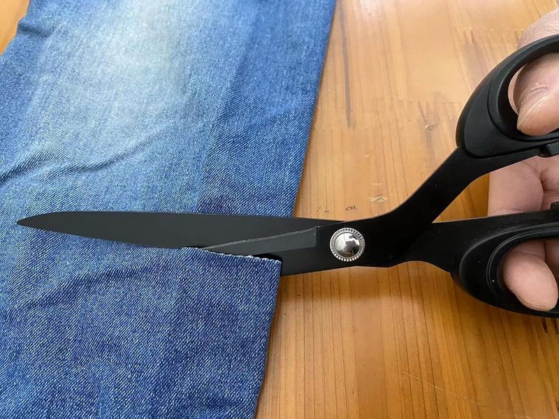 Black Fabric Scissors For Adults,Titanium Coating With Stainless Steel Blade, For Dressmaking, Leather Professional Sewing Fabric, Crafting And Home General Use, 10 Inch_voghion.com