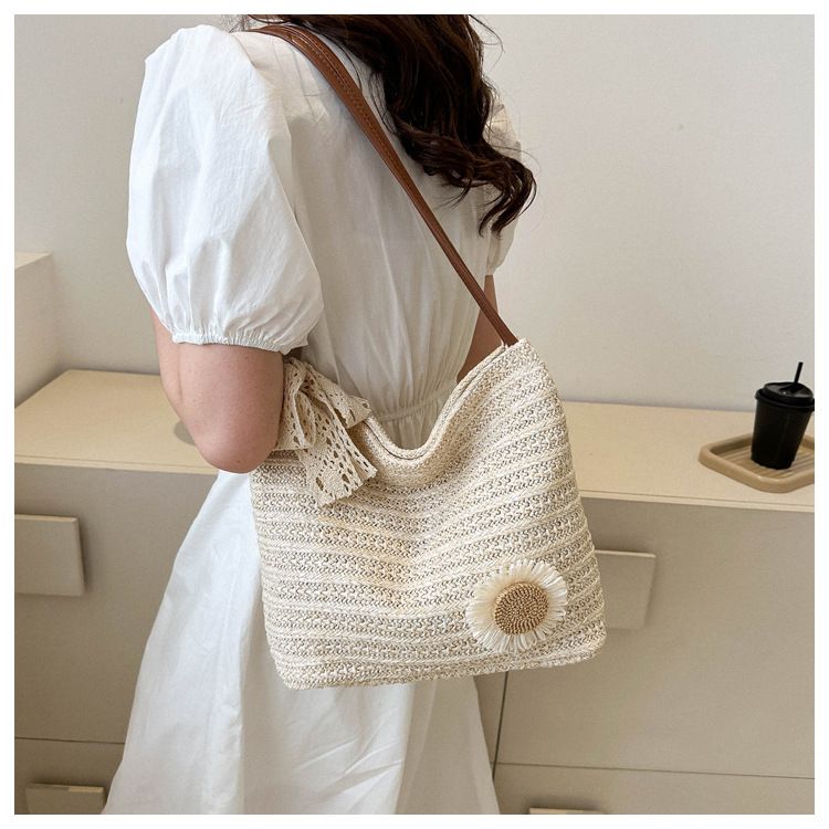 Große Kapazität Mode Sanftes Temperament Stroh gewebt Schal Schulter 2023 Sommer Neue Unterarm Einkaufstasche_voghion.com