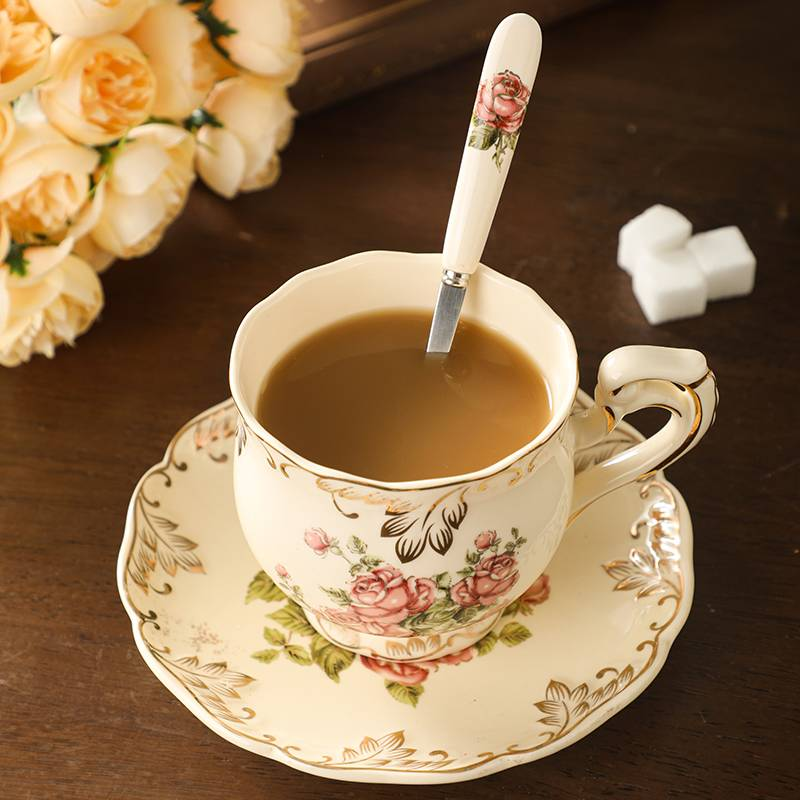 Vintage Rose And Golden Trimmed Artisan Ceramic Tea Set - Ideal Gift For Graduation Or Mother'S Day, Simple To Clean_voghion.com