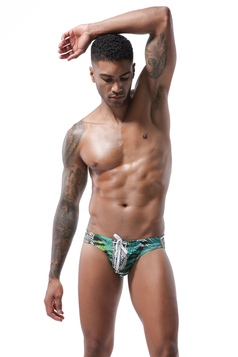 Men's Swimming Trunks With Hot Spring Beach Low-waist Triangular Swimming Trunks And Leopard Print Digital Print_voghion.com