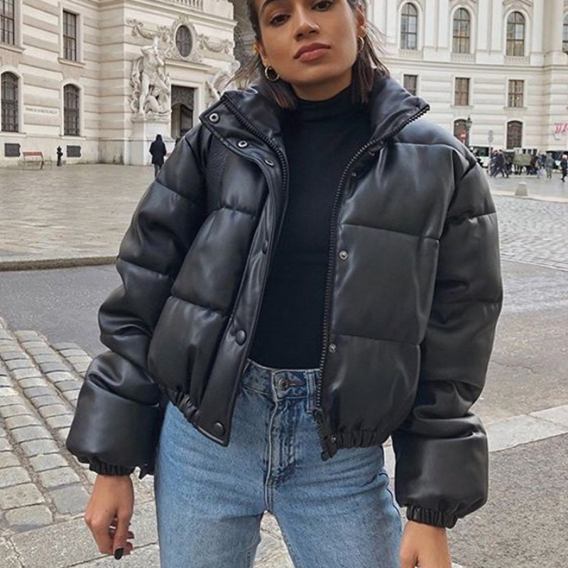 Zoki Vinter Tjocka Dam Korta Parkas Varma Mode PU Läderkappor Svart Bomull Vadderad Damjacka Elegant Dragkedja_voghion.com