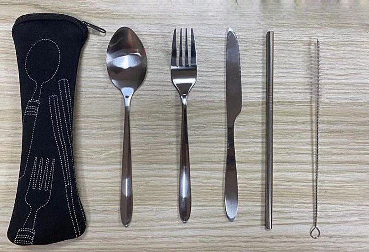 Set regalo di tre pezzi di posate portatili per esterni, coltello da bistecca occidentale in acciaio inossidabile, forchetta, cucchiaio, borsa in tessuto creativo_voghion.com