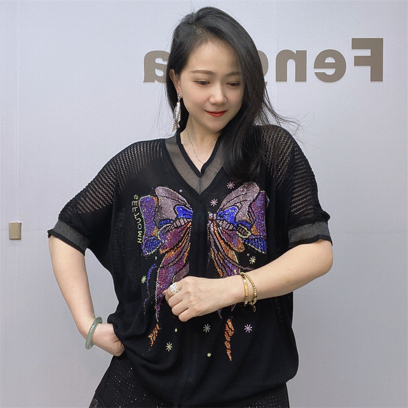 Ropa de mujer, prendas de punto para mujeres gordas mm, camiseta adelgazante de manga corta con escote en V y diamantes calientes_voghion.com