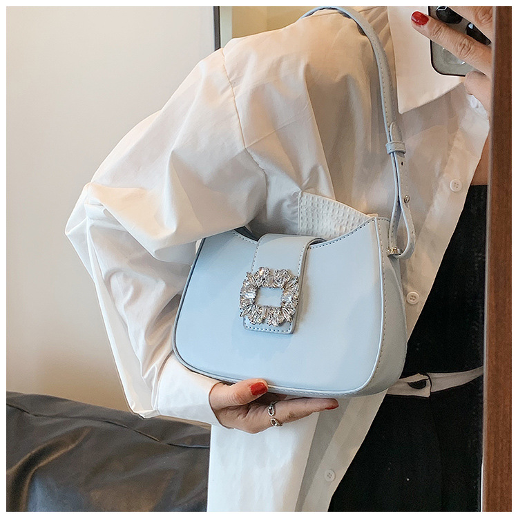 Niche Design Mini Bag Female 2023 New Summer All-match One-shoulder Messenger bag high-end sense net red small square bag_voghion.com