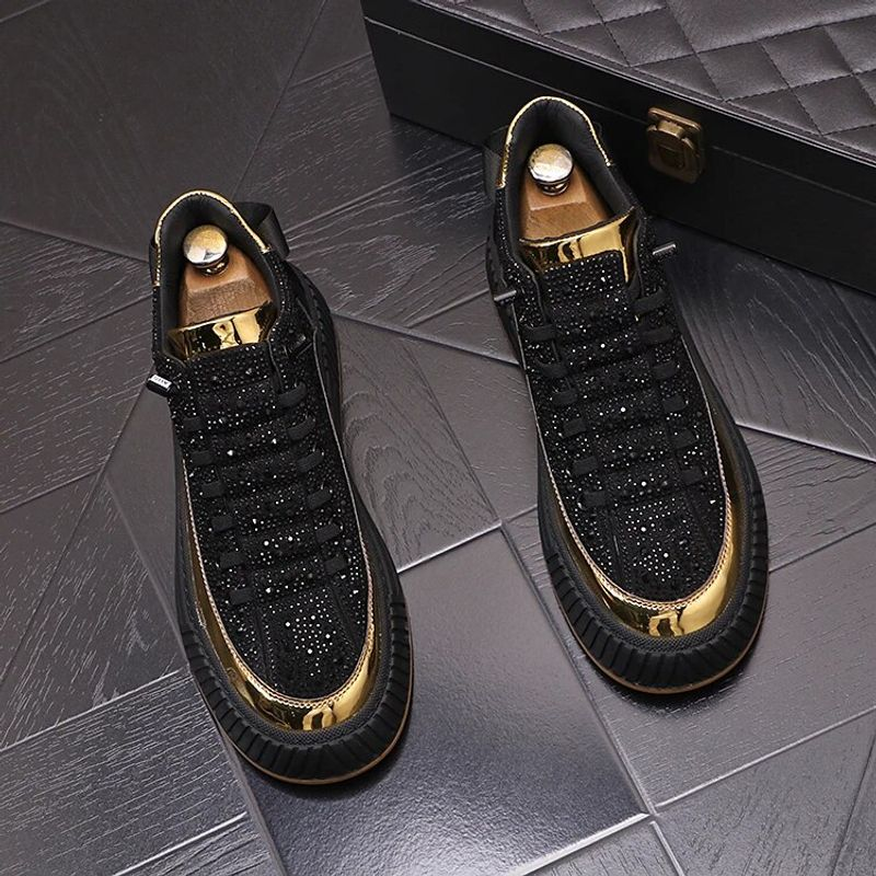 2022 neue Löwenzahn Spikes Flache Leder e Strass Mode Männer Stickerei Loafer Kleid Rauchen Slipper Casual Diamant_voghion.com