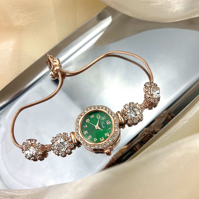 Pull-out Adjustable Bracelet Watch Digital Face Small Dial Large Diamond British Ladies Watch Work Daily Birthday Anniversary Valentine's Day Gift_voghion.com