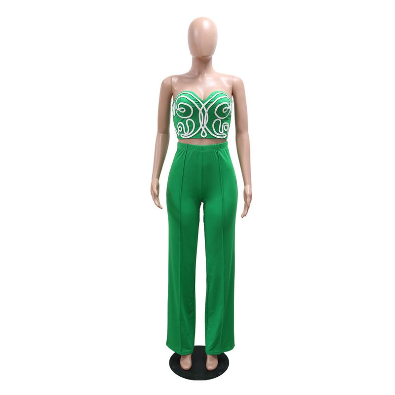 Ensemble haut court bustier et pantalon uni : une tenue deux pièces élégante pour femme_voghion.com