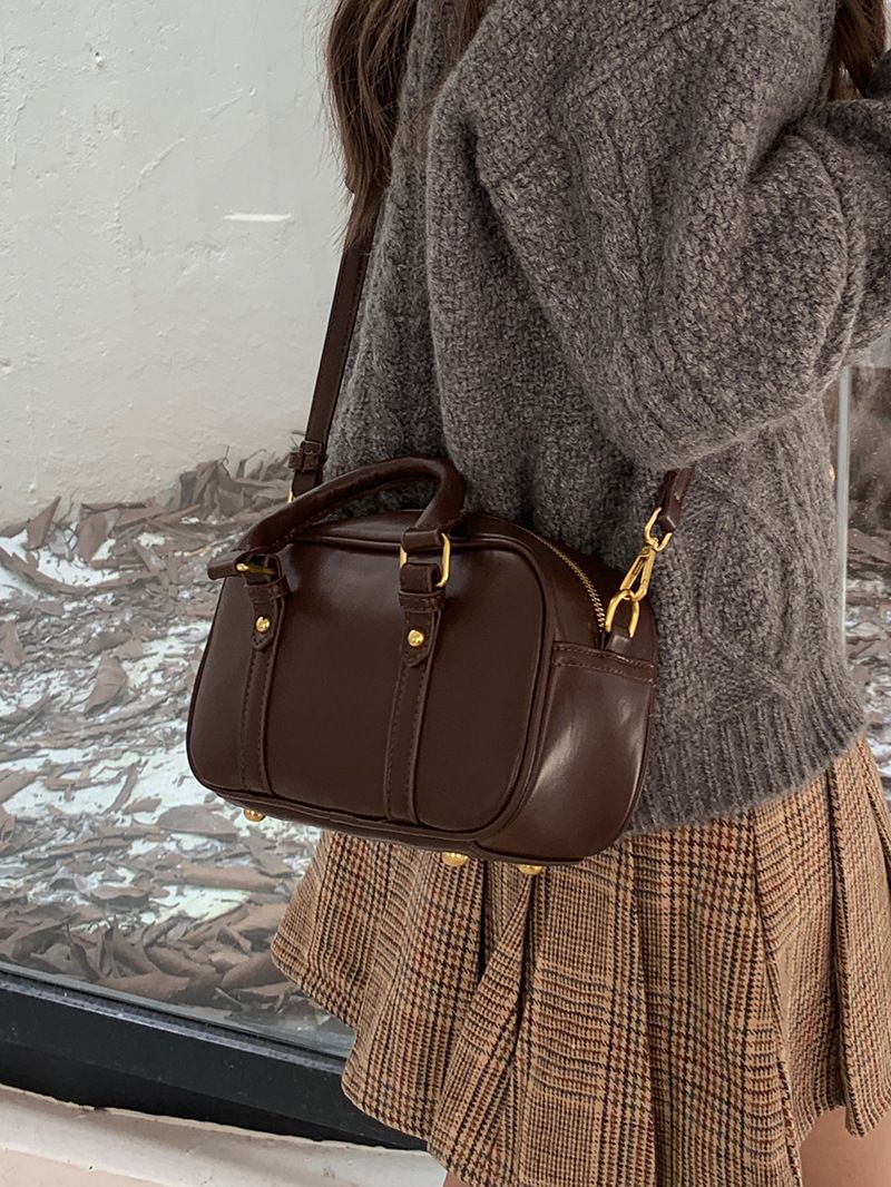 2024 Spring/Summer New Korean Postman Bowling Maillard Handheld Horizontal Small Square Bag for Women Crossbody_voghion.com