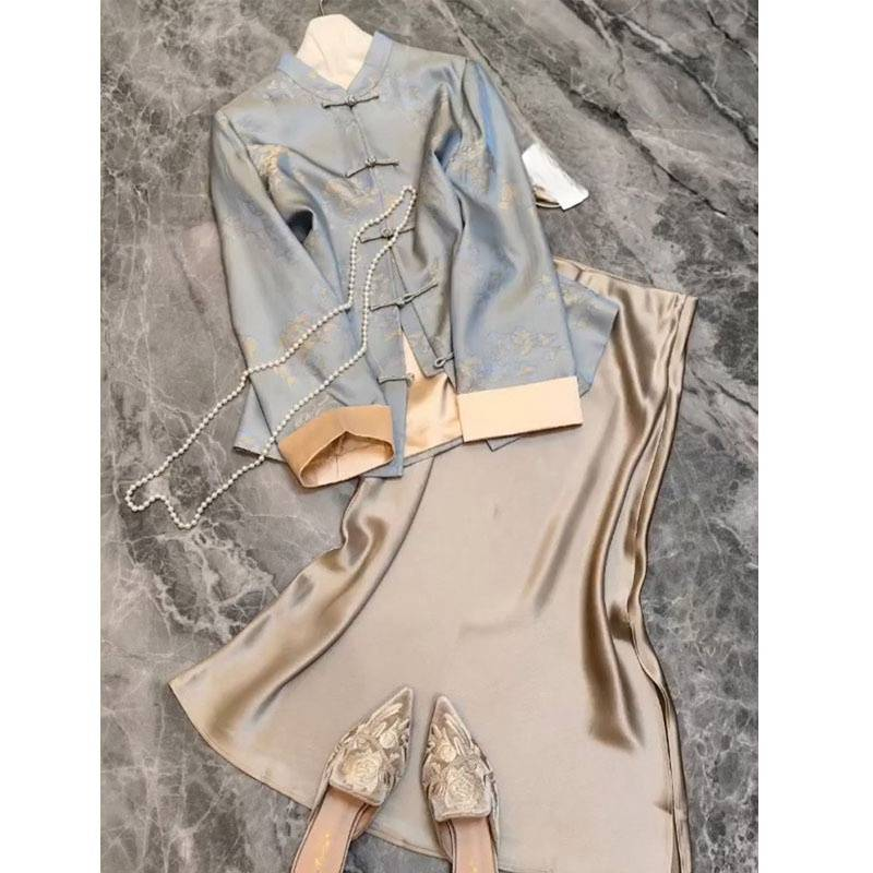 Abiti da donna alla moda ed eleganti, gonna a mezza lunghezza, due pezzi, adatti per ridurre l'età_voghion.com
