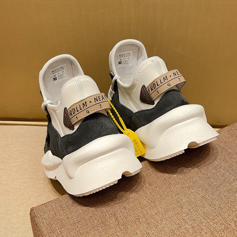 Zapatos deportivos casuales transpirables de cuero genuino con suela gruesa y aumento de altura para hombres_voghion.com