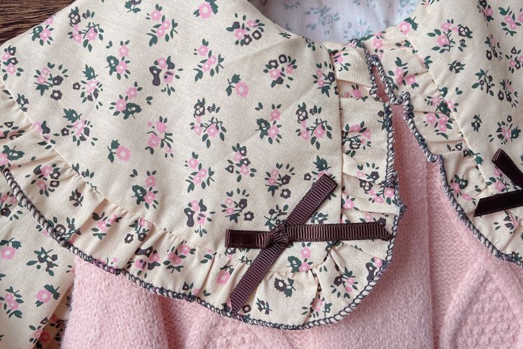 2025 neue modische Kleidung für Mädchen, süßer Blumenpullover für Vorschulkinder, Weste, dreiteiliges Set für Babys im Frühling und Herbst_voghion.com