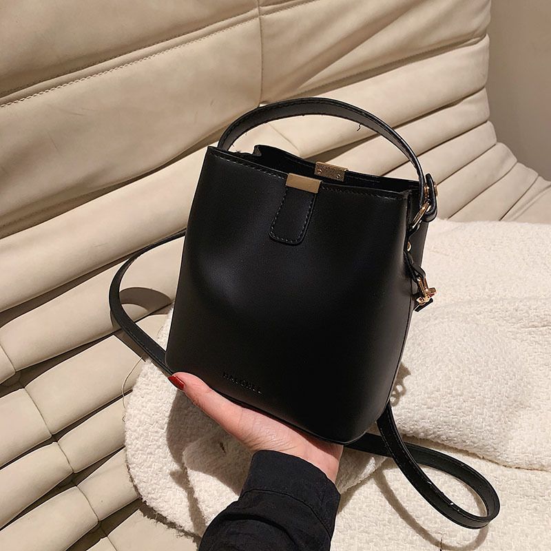 Borsa a tracolla singola da donna di alta gamma, modello 2023, per ufficio, piccola tote, morbida_voghion.com