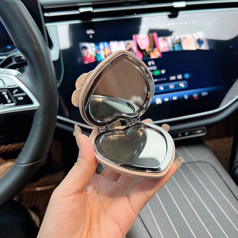 Nuovo portachiavi per auto con ciondolo per borsa con perline e specchio pieghevole portatile a forma di cuore di camelia con strass_voghion.com