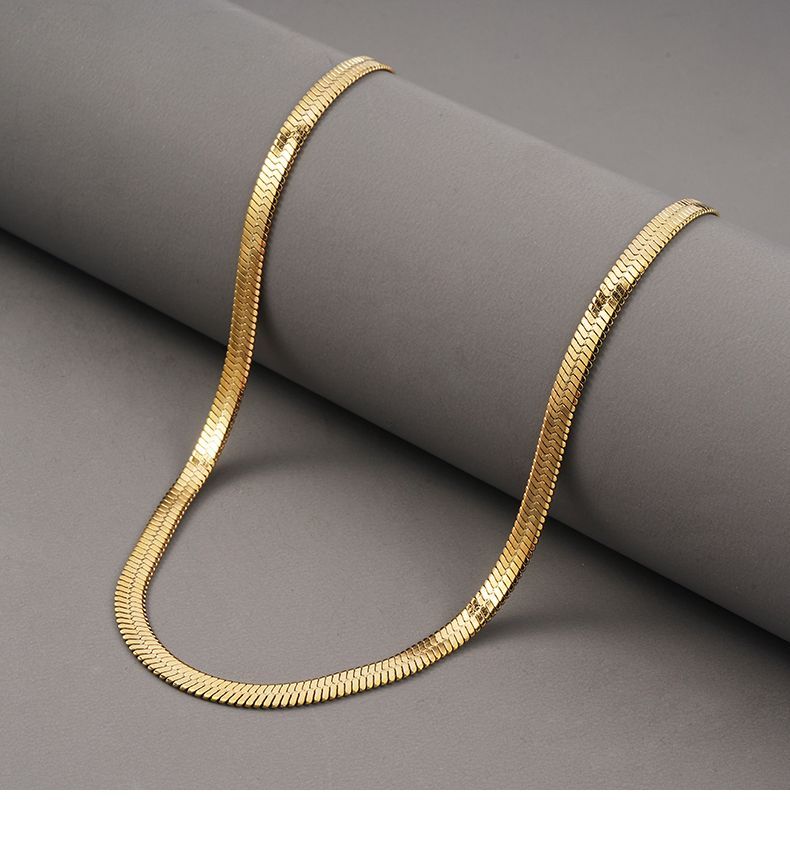 European And American Trendy Niche Items Blade Chain Light Luxury Non-Fading Necklace_voghion.com